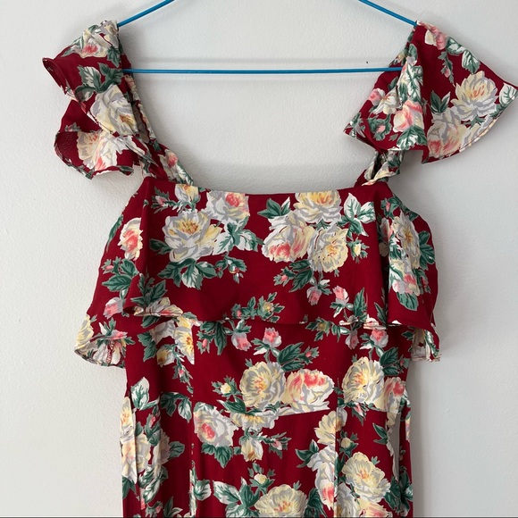 Revolve, privacy please made in LA 🌹 - Picture 6 of 7